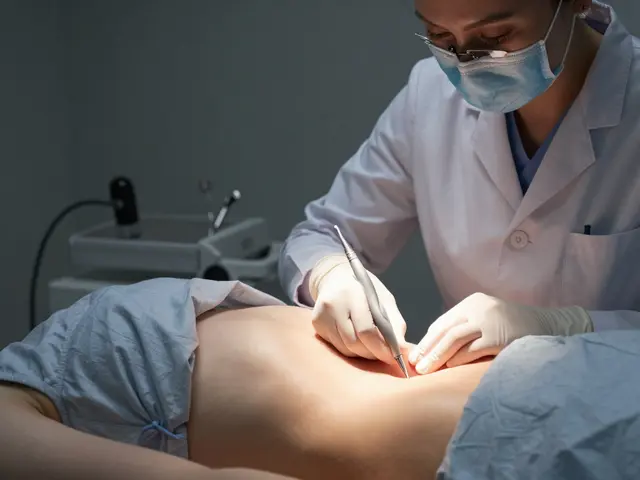 Jak gynekolog zjistí rakovinu vaječníku? Přesné metody a příznaky, které neignorujte